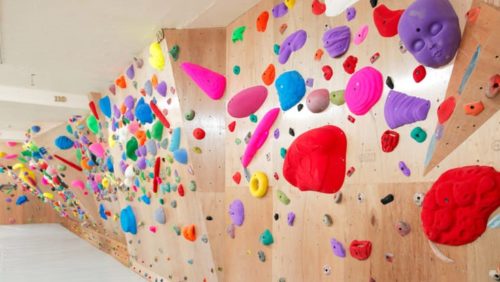 東京都のクライミング施設「NOBOROCK（ノボロック） 池袋店」